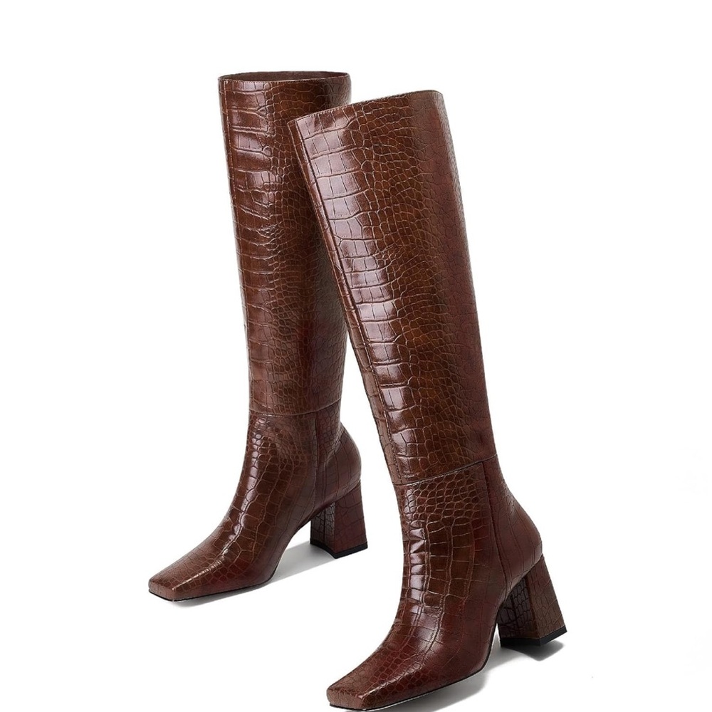 Amazon Brown Croc-Pattern Heeled Boots